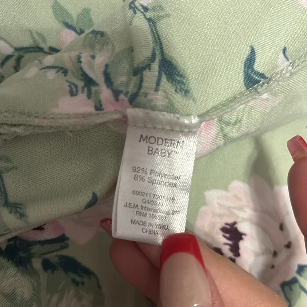 Modern baby girls baby swaddle super soft used for pictures only